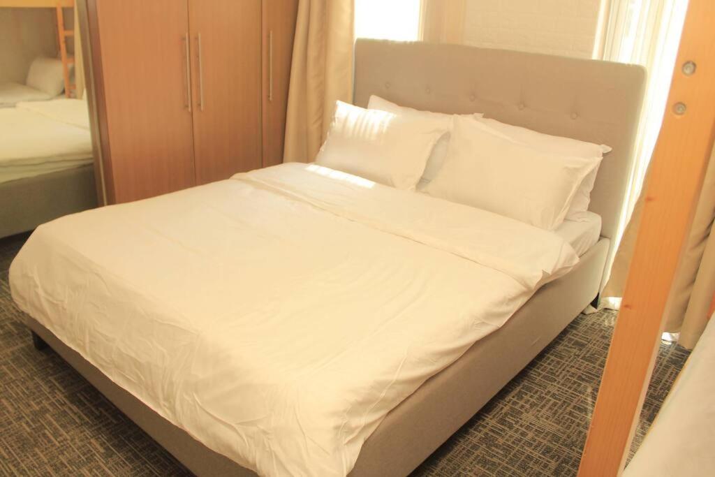 A2J Luxury 1Br Balcony Suite Near Venice Mall Bgc Manila Luaran gambar