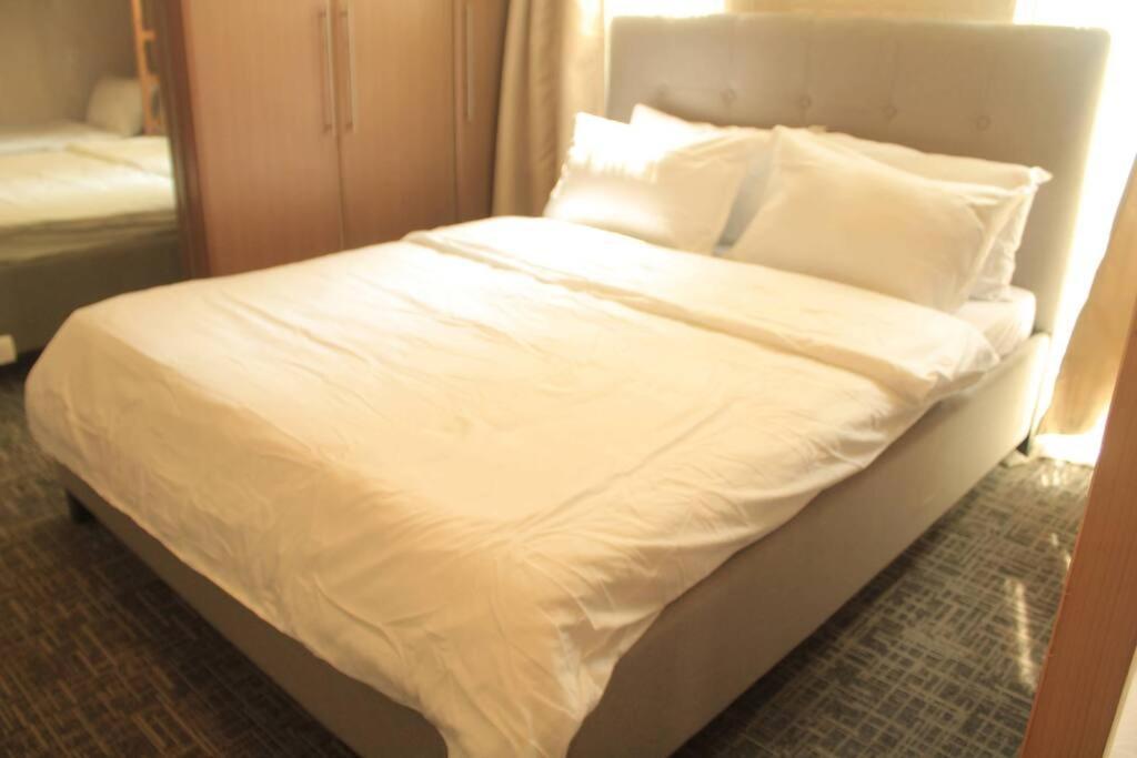 A2J Luxury 1Br Balcony Suite Near Venice Mall Bgc Manila Luaran gambar