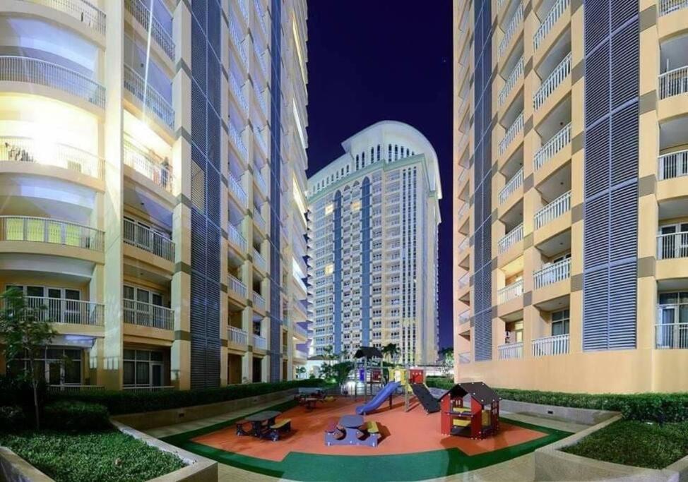 A2J Luxury 1Br Balcony Suite Near Venice Mall Bgc Manila Luaran gambar