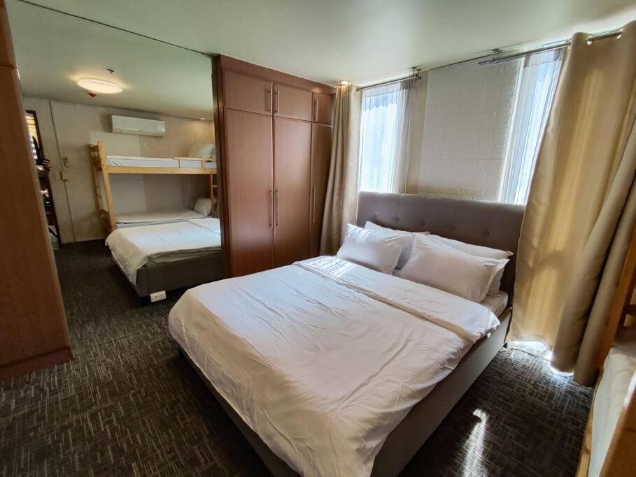 A2J Luxury 1Br Balcony Suite Near Venice Mall Bgc Manila Luaran gambar